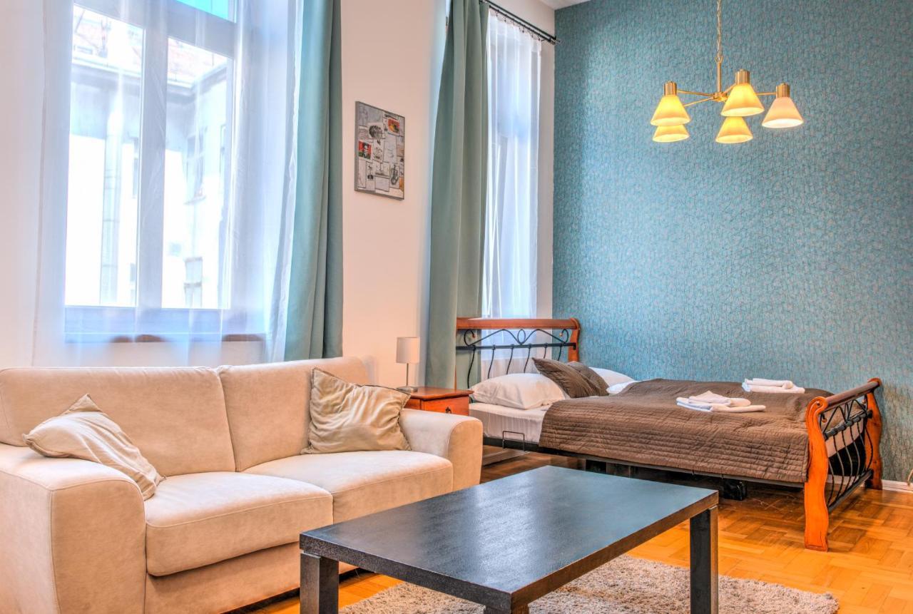 Central Apartments Budapest Luaran gambar
