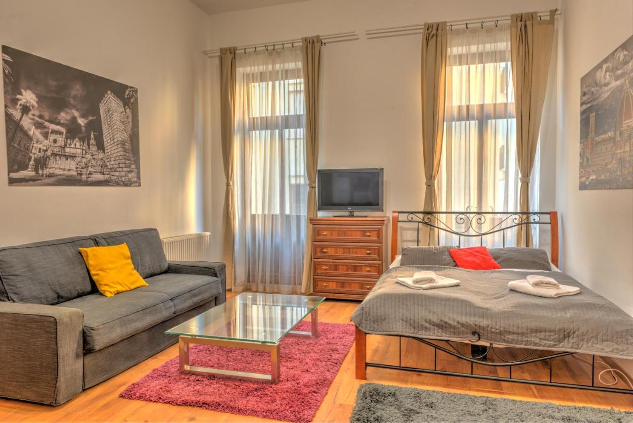 Central Apartments Budapest Luaran gambar
