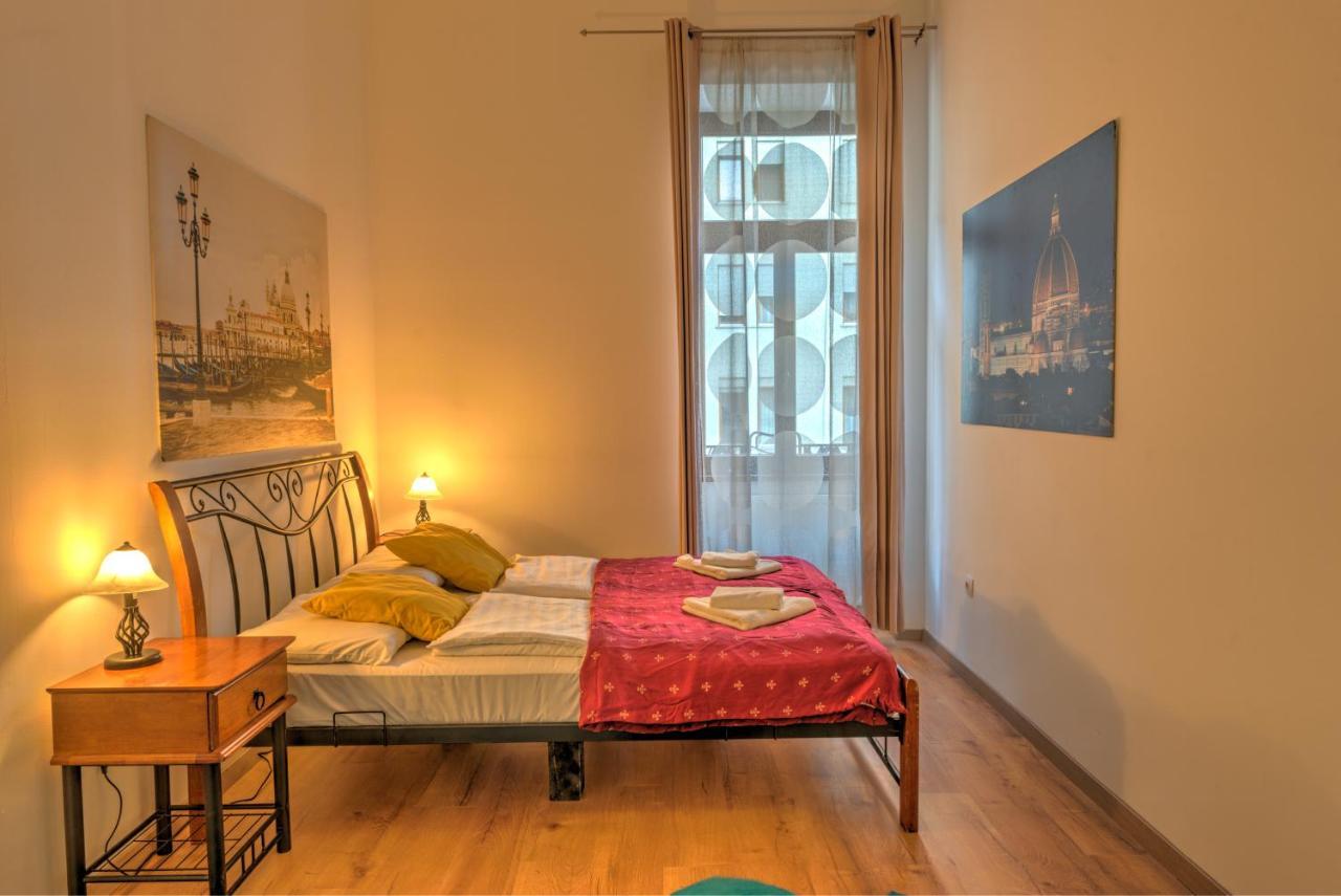 Central Apartments Budapest Luaran gambar