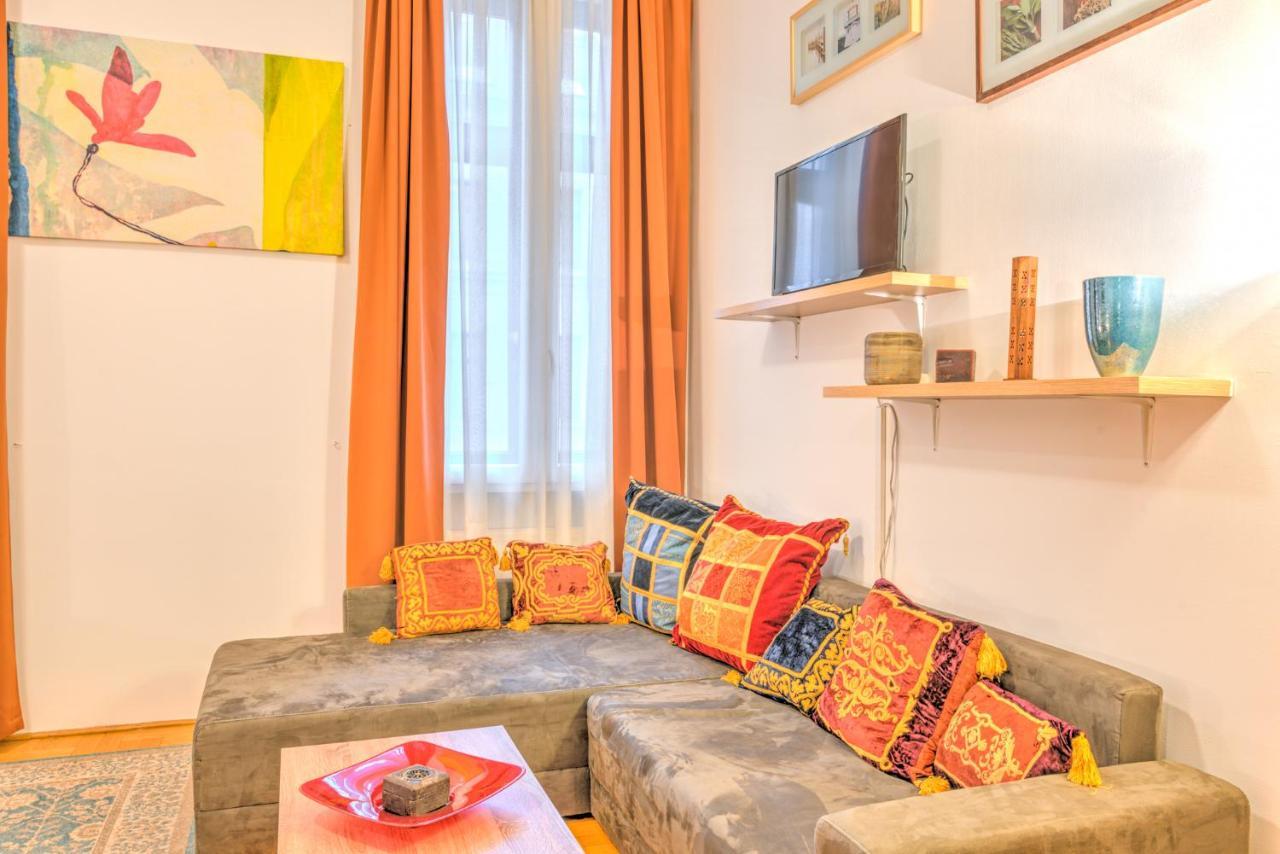 Central Apartments Budapest Luaran gambar