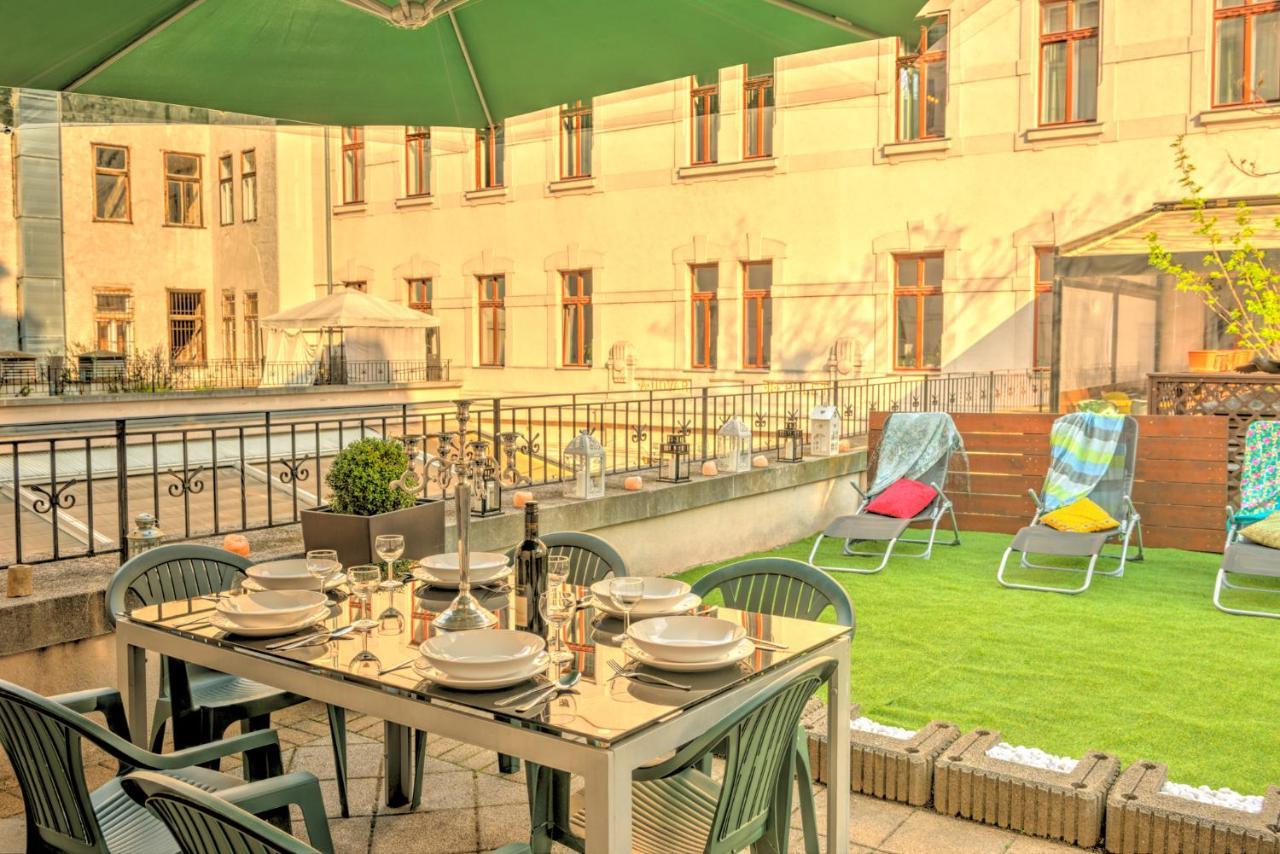 Central Apartments Budapest Luaran gambar